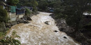 Πλημμύρες λόγω του τροπικού κλίματος στη Κόστα Ρίκα