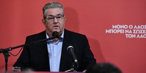 Ο Δημήτρης Κουτσούμπας σε ομιλία του στη Μαλεσίνα Φθιώτιδας