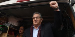 Ο Δημήτρης Κουτσούμπας στις συγκεντρώσεις των Γάλλων απεργών στο Παρίσι