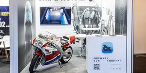 Η σπάνια Yamaha OW-01 στο περίπτερο του carandmotor.gr