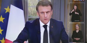 Ο Εμανουέλ Μακρόν σε συνέντευξη