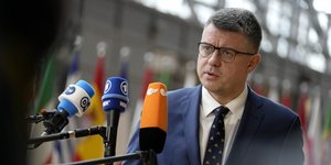 O υπουργός Εξωτερικών της Εσθονίας, Ούρμας Ρεϊνσάλου