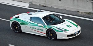 Ferrari περιπολικό