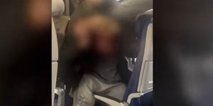 Ξύλο σε πτήση στις ΗΠΑ:  Έπαιξαν μπουνιές στον αέρα [βίντεο]