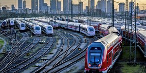 Γερμανία απεργία σιδηρόδρομοι αεροδρόμια λιμάνια