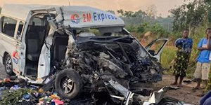 Τροχαίο δυστύχημα στην Γκάνα με 9 νεκρούς, λόγω σύγκρουσης δύο λεωφορείων