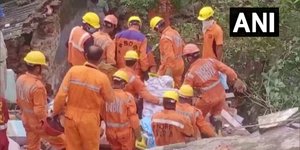 Ινδία: Τρεις νεκροί και έξι τραυματίες από κατάρρευση κτηρίου στο κρατίδιο Άντρα Πραντές
