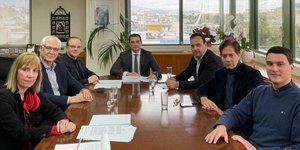 Κώστας Σκρέκας σε συνάντηση με ΚΕΔΕ- ΕΔΕΥΑ