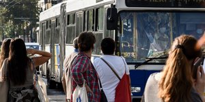 πλατη λεωφορειο 