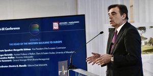 Ο Μαργαρίτης Σχοινάς στο συνέδριο της ABNA-SE στη Θεσσαλονίκη