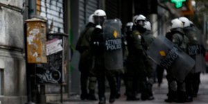 ΜΑΤ επίθεση άγνωστοι μολότοφ