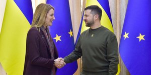 Ρομπέρτα Μετσόλα και Βολοντίμιρ Ζελένσκι