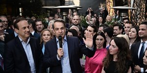 Ο Κυριάκος Μητσοτάκης στη Γλυφάδα