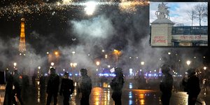 Απειλητικά μηνύματα κατά του βασιλιά Καρόλου και του Μακρόν στους δρόμους του Παρισιού