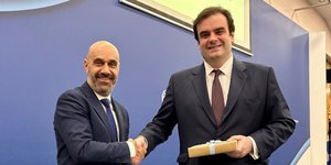 Xειραψία Πιερρακάκη- Χατζηζαχαρίου