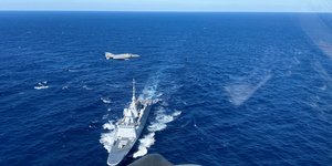 Συνεκπαιδευση μαχητικών με γαλλική φρεγάτα