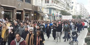 Πορεία στο κέντρο του Βόλου