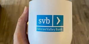 Ποτήρι της Silicon Valley Bank