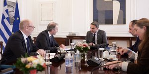 Συνάντηση των Ευρωπαίων ειδικών με τον Κυριάκο Μητσοτάκη για τα Τέμπη 