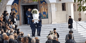 Σε κλίμα οδύνης η κηδεία της 26χρονης σοπράνο που χάθηκε στο Ωραιόκαστρο