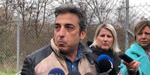 Σε απόγνωση πατέρας ανθρώπου που αγνοείται μετά το δυστύχημα στα Τέμπη, καταθέτει τη μαρτυρία του / Onlarissa.gr