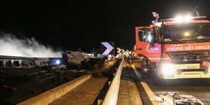 Σοκάρουν οι φωτογραφίες από την τραγωδία στα Τέμπη