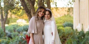 Η βασίλισσα Ράνια της Ιορδανίας με την κόρη της