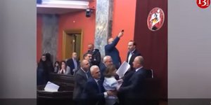 Ξύλο στη βουλή της Γεωργίας