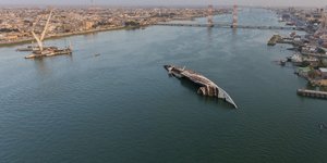 Το γιοτ του Σαντάμ Χουσεϊν ναυαγισμένο σε ποτάμι