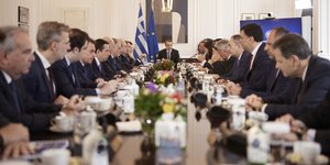 Το υπουργικό συμβούλιο της 28ης Μαρτίου υπό τον πρωθυπουργό Κυριάκο Μητσοτάκη