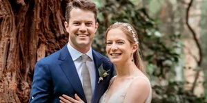 Το νιόπαντρο ζευγάρι που ξέμεινε στη θάλασσα μετά από εκδρομή για snorkelling 