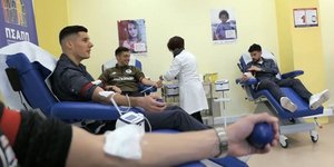 Αιμοδοσία παικτών ΑΕΚ, Παναθηναϊκού και Ολυμπιακού για τον Ιορδάνη Αδαμάκη/ Facebook, screenshot