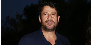 Ο Αλέξης Γεωργούλης πραγματοποίησε την πρώτη του δημόσια εμφάνιση μετά τις καταγγελίες εναντίον του