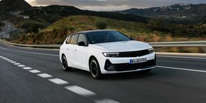 Opel Astra GSe