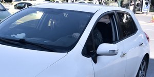 Ο Μπόρις Κλέιμαν οδηγείται στο γραφείο του ανακριτή