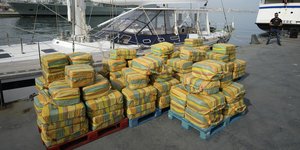 Κατάσχεση τόνων κοκαΐνης σε πλοίο 