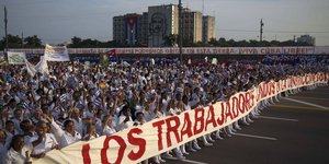 Σκηνές σαν κι αυτή φαίνεται ότι δεν θα επαναληφθούν φέτος κατά την Εργατική Πρωτομαγιά στην Κούβα