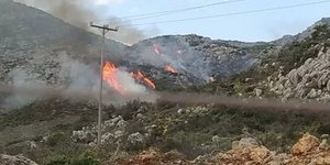 Φωτιά στην περιοχή Στρούμπουλα, στο Ηράκλειο/ Φωτογραφία: Cretalive.gr