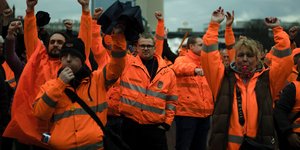 Δημοτικοί υπάλληλοι της Γερμανίας σε απεργία 