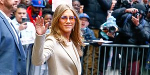 Τζένιφερ Άνιστον