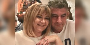 Ο Γιώργος Καραϊβάζ με τη σύζυγό του, Στάθα Αλεξανδροπούλου Καραϊβάζ