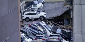 Ένας νεκρός σε κατάρρευση πάρκινγκ στη Νέα Υόρκη