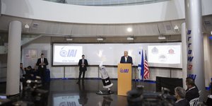 Ο πρωθυπουργός του Ισραήλ Νετανιάχου σε ομιλία στο εργοστάσιο MLM του Ισραήλ