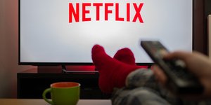 Netflix καλτσες πρασινη κουπα
