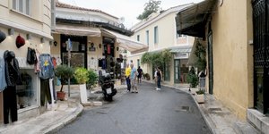 Η οδός Τριπόδων στο κέντρο της Αθήνας