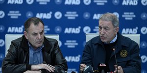 Νίκος Παναγιωτόπουλος και Χουλουσί Ακάρ