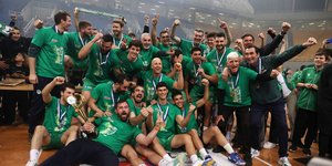 Ο Παναθηναϊκός νίκησε τον Ολυμπιακό και κατέκτησε το League Cup