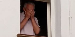 Σεβίλλη: Οπαδοί επισκέφθηκαν τον πατέρα του αποθανόντος ποδοσφαιριστή Πουέρτα