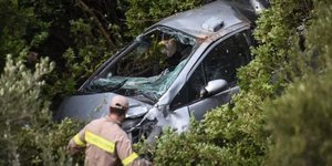 Αυτοκίνητο έπεσε σε γκρεμό 70 μέτρων στην Αχαΐα