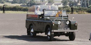 Το θρυλικό Land Rover της Βασίλισσας Ελισάβετ
